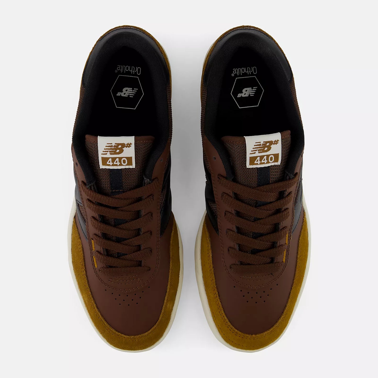 NB Numeric 440v2 Pumpernickel Black