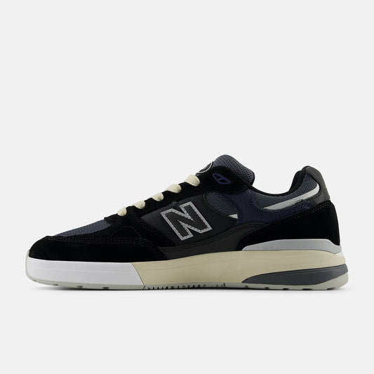 NB Numeric Andrew Reynolds 933 Black Eclipse