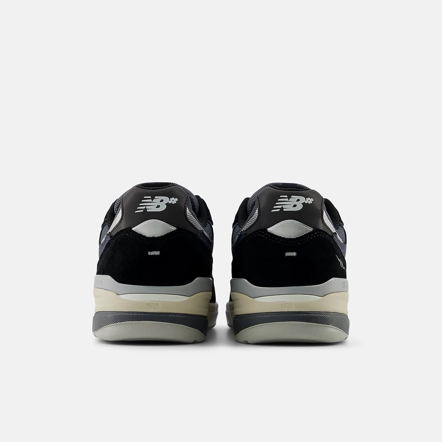NB Numeric Andrew Reynolds 933 Black Eclipse